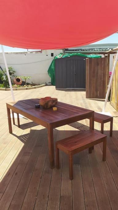Beautiful Chalet With Wifi And Free Parking Arona  Exterior foto