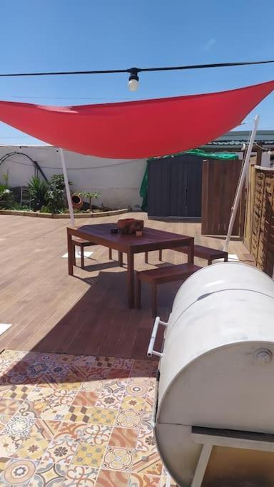 Beautiful Chalet With Wifi And Free Parking Arona  Exterior foto
